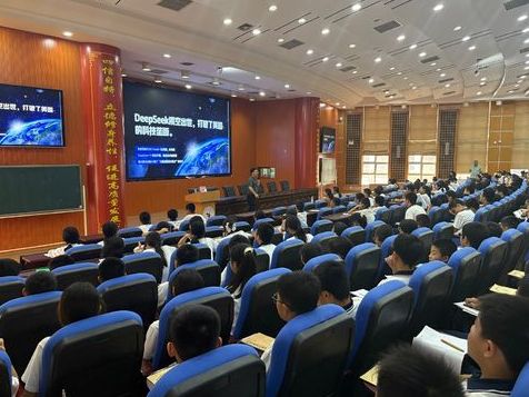 中山民进以AI赋能教育 深