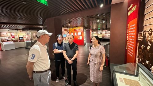 调研组参观民进中央会史展览馆.jpg
