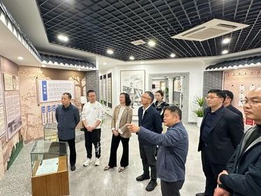 聚智育人路 携手向未来