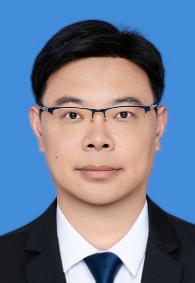 贺琳.jpg